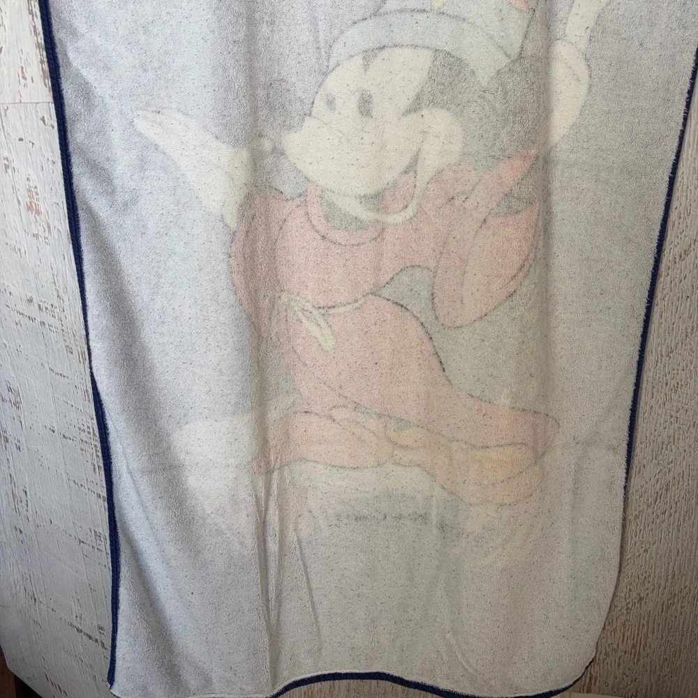 Vintage Mickey 100% Cotton Beach Towel- Disney